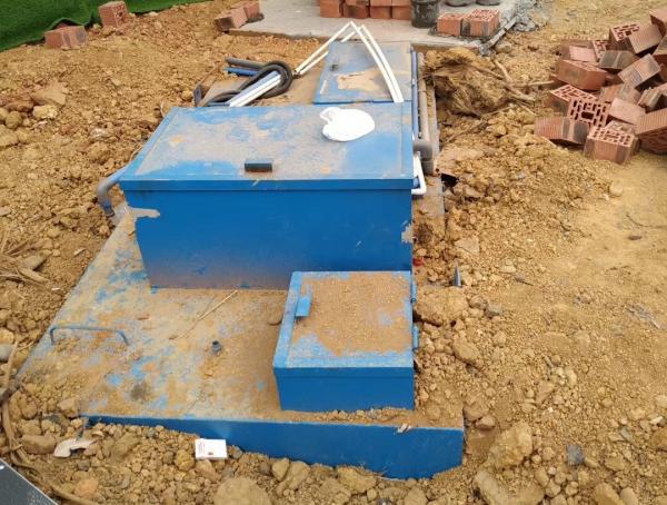 缅甸德阳市中学污水设备安装现场