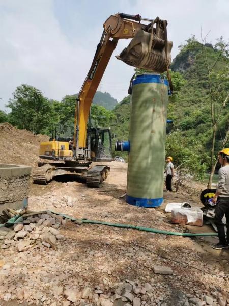 缅甸雅安芦山一体化提升泵施工现场