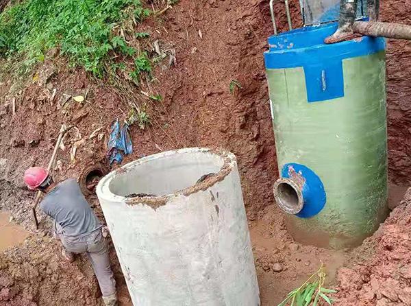 缅甸一体化提升泵安装现场